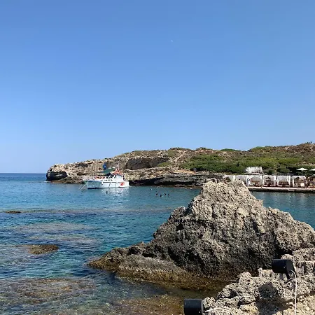 בית נופש Mediterranean Retreat האראקי