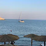 Mediterranean Retreat 度假居 哈拉奇