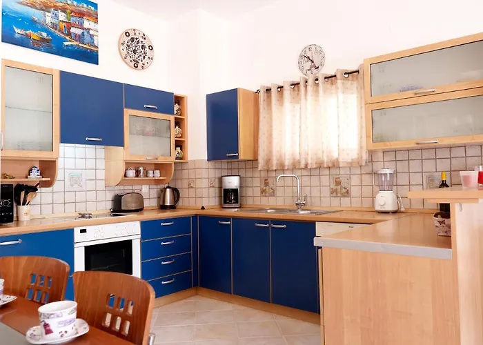 Mediterranean Retreat * Haraki