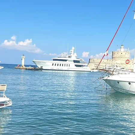 Mediterranean Retreat Ferienhaus Charaki