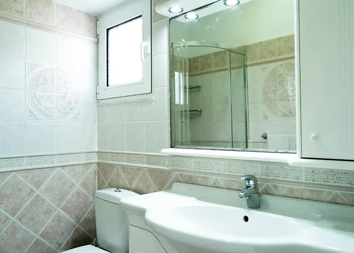 Mediterranean Retreat * Charaki